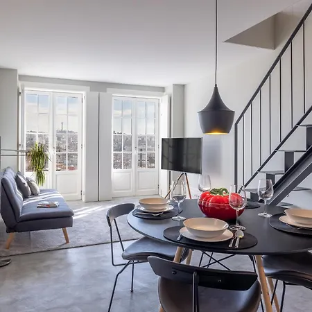 Boutique Duplex With Balcony & Panoramic Views Апартаменты Порту