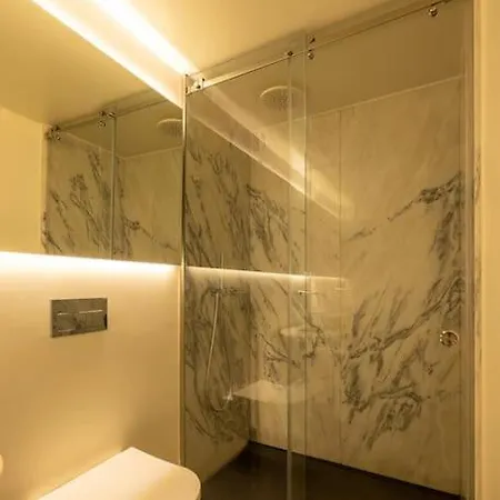 Casaporto207 E - Unique Duplex Panoramic View *