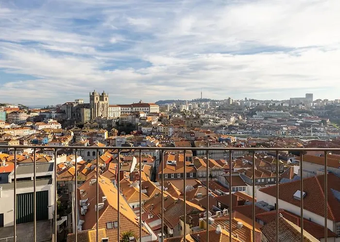 Panoramic Historic Views Private Balconies - E Διαμέρισμα *